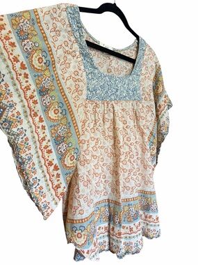 Boho Cream Floral Mixed-Print Flutter Sleeve Tunic with Blue Accents